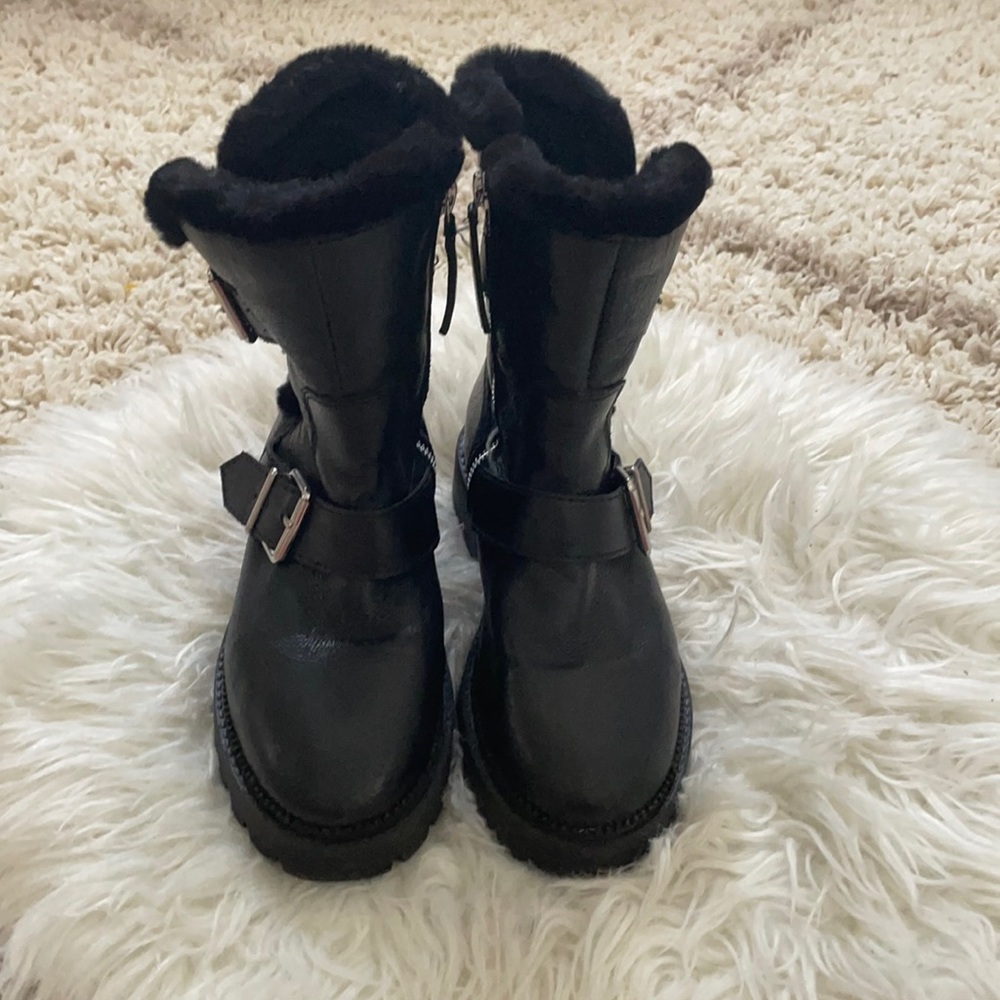 Girls black boots